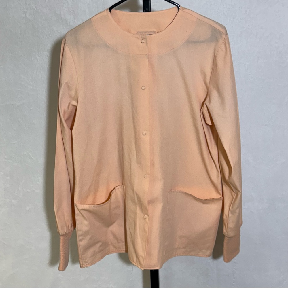 Crest Women’s Peach Small Snap Front Long sleeved Lightweight Scrub Coat